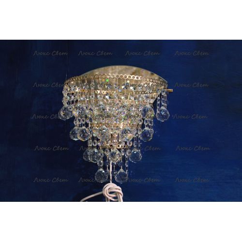 Бра Пирамида №2 в Химках Гусь Хрустальный