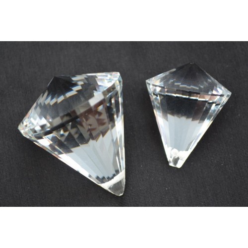 Камень Конус в Химках Гусь Хрустальный